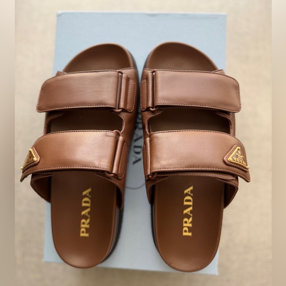 ✨ NIB Prada Calf Leather Logo Sandals – Iconic Luxury Slides ✨ - Picture 2 of 8